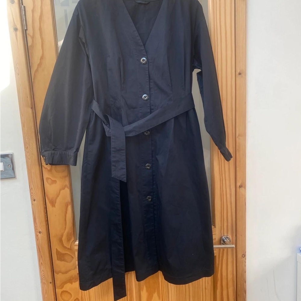 Black Long Sleeve V-Neck Dress